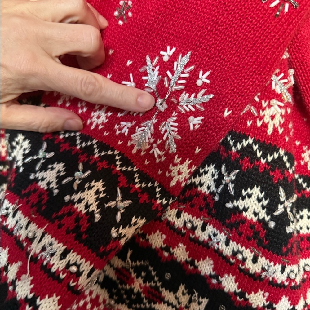 Heirloom Collectables 2004 Holiday Theme Sweater- Size L - Picture 7 of 9